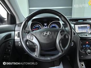 2015 HYUNDAI  AVANTE ELANTRA 1.6 GDI SMART BASIC - 8