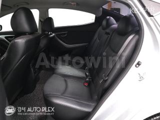 2016 HYUNDAI  AVANTE ELANTRA 1.6 GDI MORDERN BASIC - 12