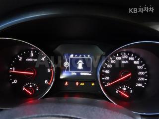 2017 KIA  CARNIVAL SEDONA 9 SEATS 2.2 DIESEL LUXURY - 14