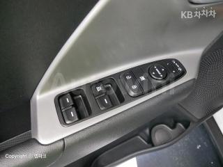 2020 KIA  NIRO 1.6 HEV LUXURY - 13