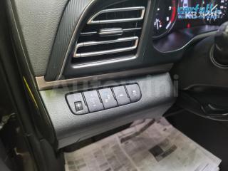 2020 HYUNDAI  AVANTE ELANTRA 1.6 GDI SMART BASIC - 16