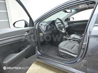 2020 HYUNDAI  AVANTE ELANTRA 1.6 GDI PREMIUM BASIC - 11