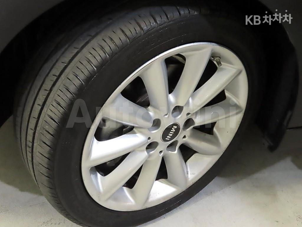 WMWLR9107H2E67812 2017 MINI COOPER CLUBMAN D 2.0 일반형(09~)-1
