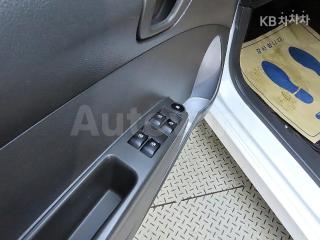 2013 GM DAEWOO (CHEVROLET) SPARK SPARK S LT - 13