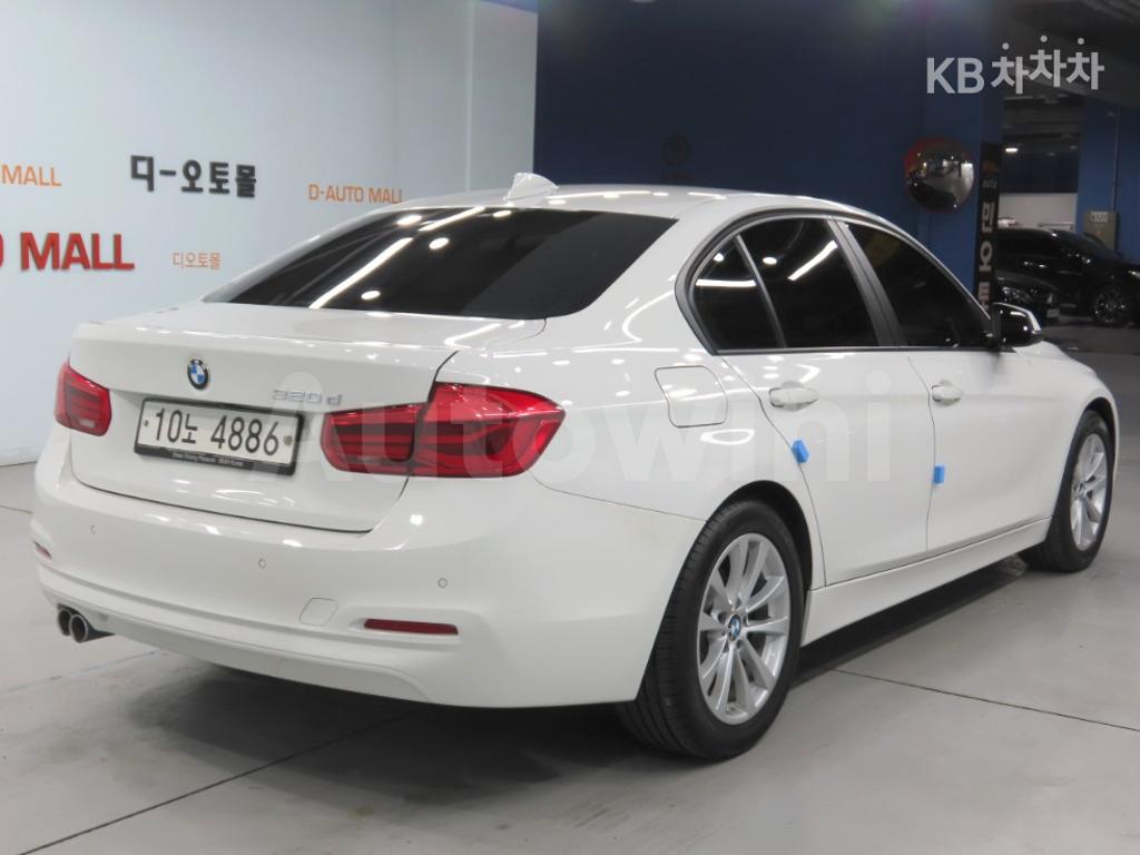 WBA8C5102JK734891 2018 BMW 3 SERIES 320D F30(12~)-3