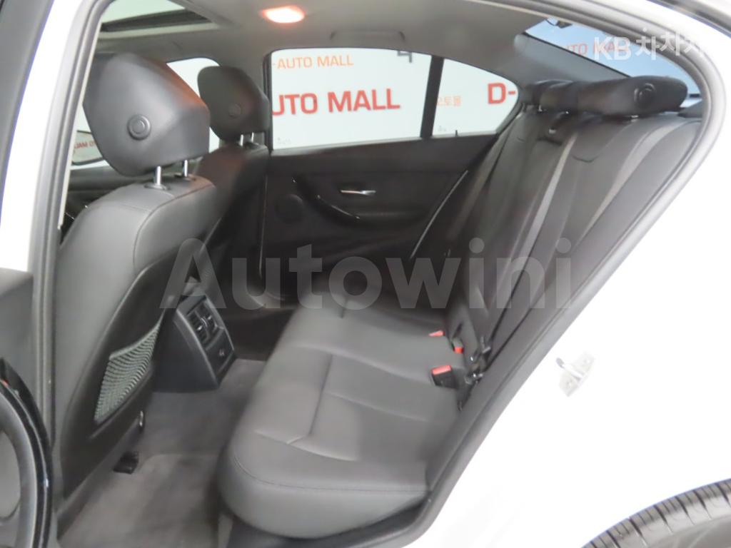 2018 BMW 3 SERIES 320D F30(12~) - 18