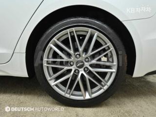KMTG341ABLU069791 2020 GENESIS G70 2.0T ELITE-4