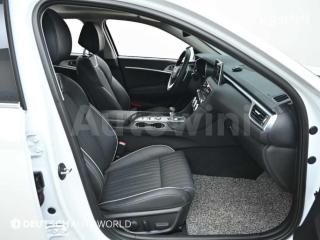 2020 GENESIS G70 2.0T ELITE - 10