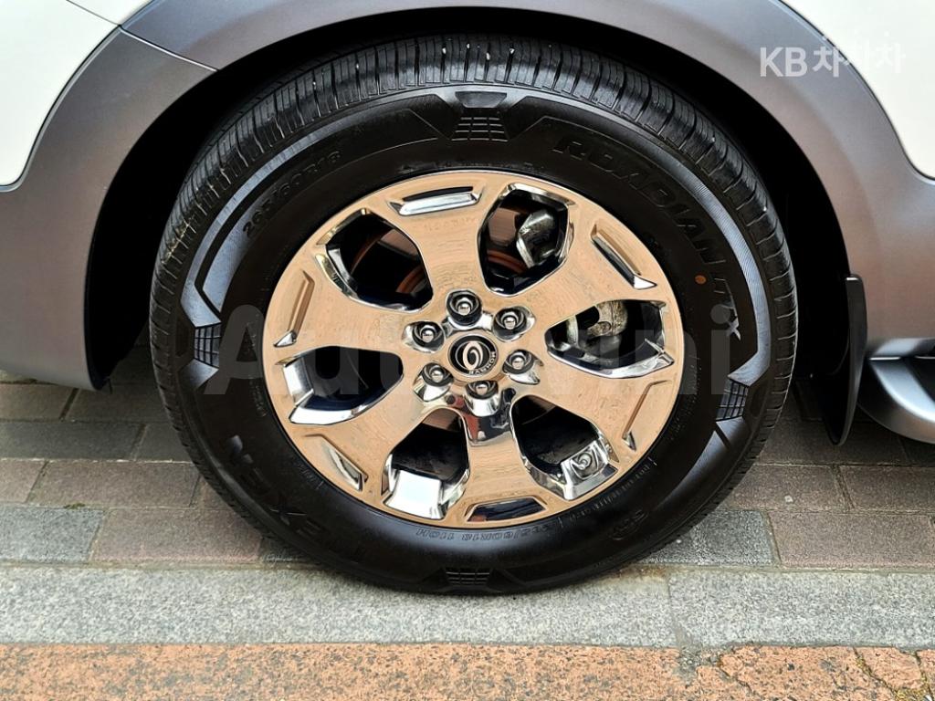 2019 KIA  MOHAVE BORREGO 4WD VIP 5 SEATS - 25