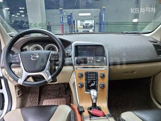 2013 VOLVO XC60 D4 2.0 - 16