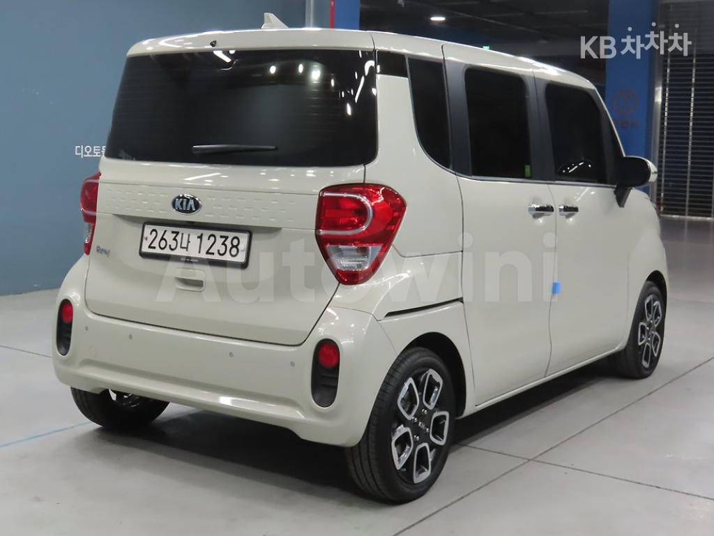 KNACK811BMT246816 2021 KIA  RAY 1.0 GASOLINE SIGNATURE-3