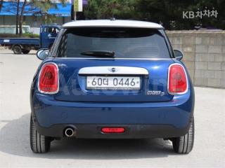 WMWXN3103F3B42110 2015 MINI COOPER D 2.0 BASIC-2