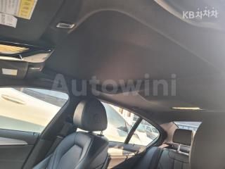 2017 BMW  5SERIES G30  520D XDRIVE M SPORT PACKAGE - 7