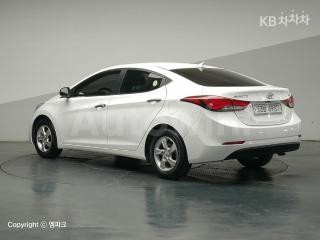 KMHDG41DBGU641854 2016 HYUNDAI  AVANTE ELANTRA 1.6 GDI SMART BASIC-1