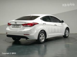 KMHDG41DBGU641854 2016 HYUNDAI  AVANTE ELANTRA 1.6 GDI SMART BASIC-2