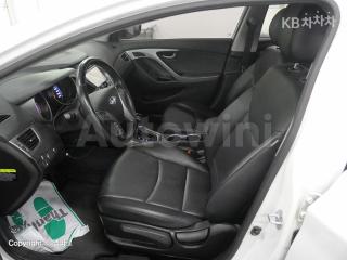 2016 HYUNDAI  AVANTE ELANTRA 1.6 GDI SMART BASIC - 10