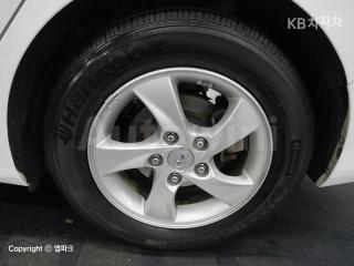 2016 HYUNDAI  AVANTE ELANTRA 1.6 GDI SMART BASIC - 18
