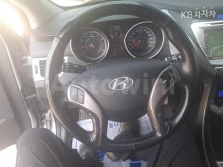 2013 HYUNDAI AVANTE MD ELANTRA M16 GDI SMART - 9
