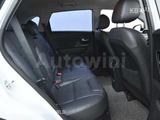 2018 KIA NIRO 1.6 NOBLESSE - 12