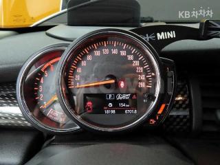2018 MINI COOPER 5DOORS SD 2.0 - 8