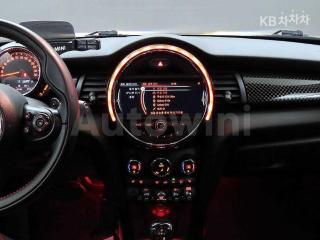 2018 MINI COOPER 5DOORS SD 2.0 - 10