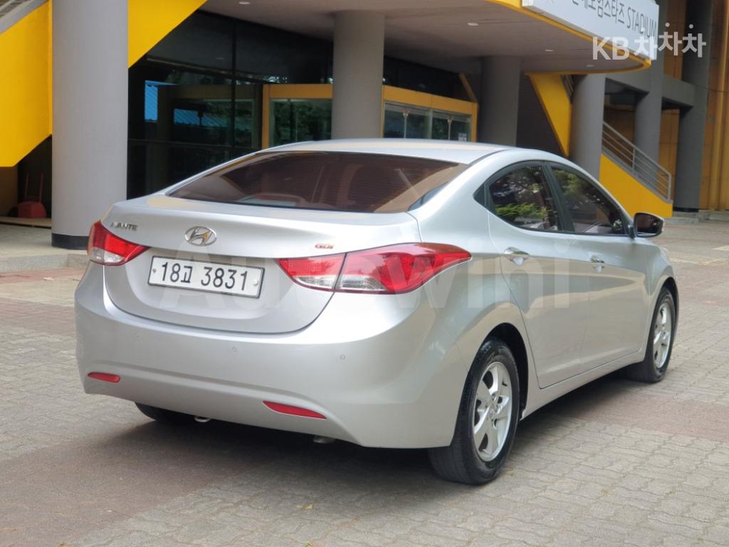 KMHDG41DBDU698367 2013 HYUNDAI AVANTE MD ELANTRA M16 GDI SMART-4
