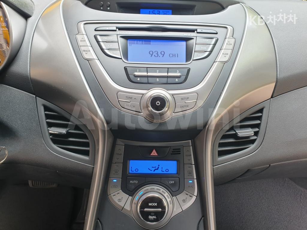 2013 HYUNDAI AVANTE MD ELANTRA M16 GDI SMART - 11