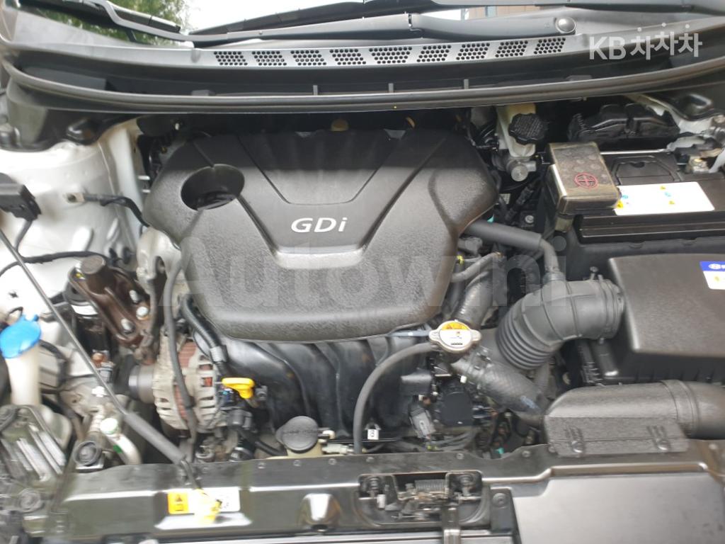 2013 HYUNDAI AVANTE MD ELANTRA M16 GDI SMART - 19