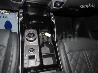 2021 KIA 4TH GEN 2.2 DIESEL 2WD SIGNATURE - 12