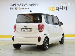 KNACK811BMT265786 2021 KIA  RAY 1.0 GASOLINE SIGNATURE-1