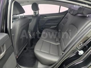 2016 HYUNDAI AVANTE AD ELANTRA 1.6 GDI SMART - 18