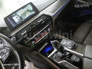 2017 BMW  5SERIES G30  530I XDRIVE M SPORT PLUS - 9