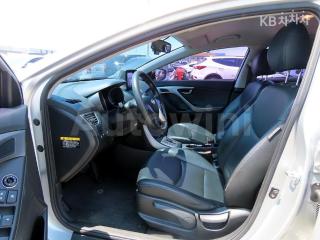 KMHDG41DBDU798146 2013 HYUNDAI AVANTE MD ELANTRA M16 GDI DELUXE-4