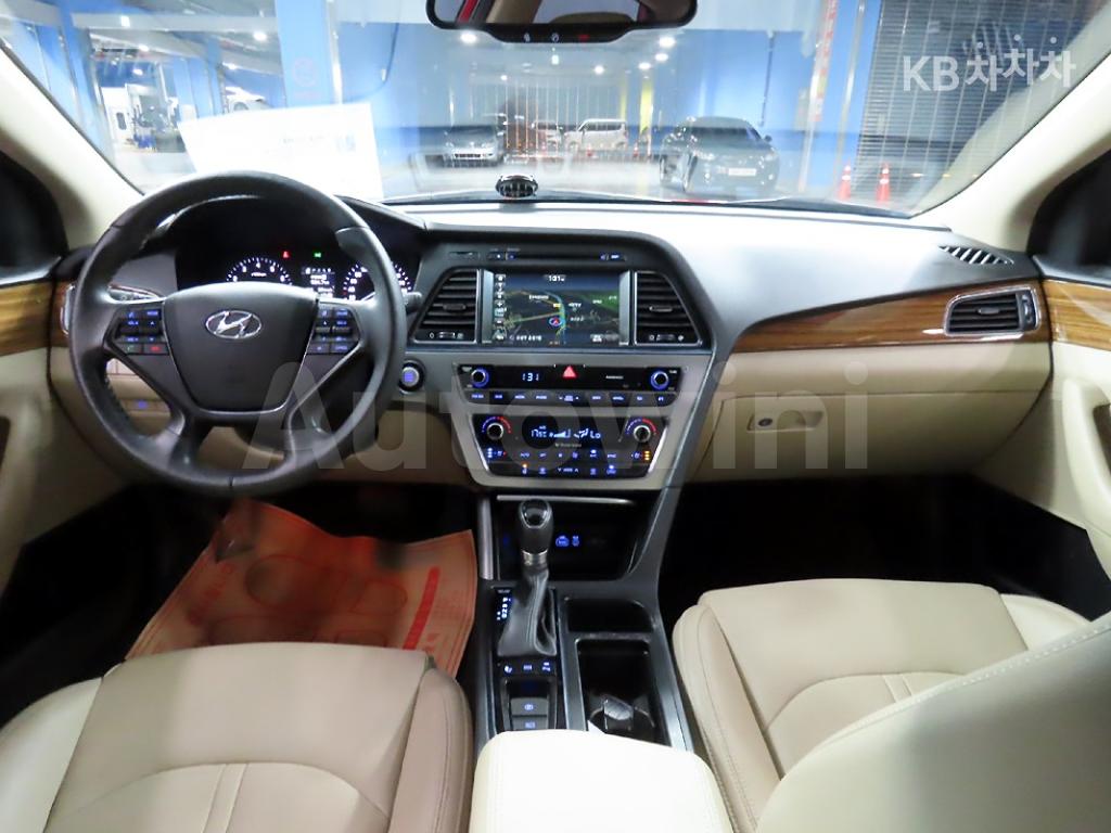 2015 HYUNDAI LF SONATA LPI MORDERN 장애인용 - 7