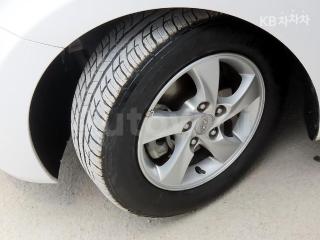 2013 HYUNDAI AVANTE MD ELANTRA M16 GDI SMART - 16