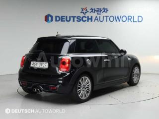 WMWXP7108FT878085 2015 MINI COOPER S 1.6 BASIC-1