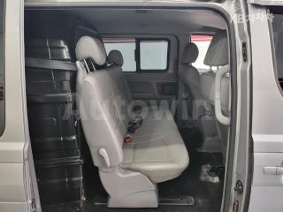 2017 HYUNDAI GRAND STAREX H-1 5 SEATS VAN MORDERN - 10