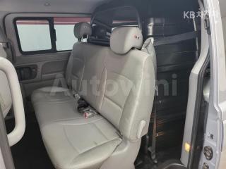 2017 HYUNDAI GRAND STAREX H-1 5 SEATS VAN MORDERN - 19