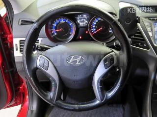 2015 HYUNDAI  AVANTE ELANTRA 1.6 GDI SMART BASIC - 8