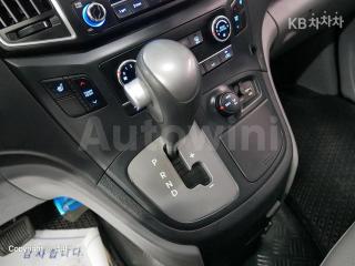 2017 HYUNDAI GRAND STAREX H-1 12 SEATS WAGON CVX 4WD SMART - 12