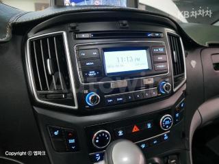2017 HYUNDAI GRAND STAREX H-1 12 SEATS WAGON CVX 4WD SMART - 13