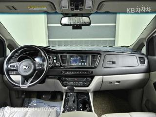 2017 KIA  CARNIVAL SEDONA 9 SEATS 2.2 DIESEL NOBLESSE - 7