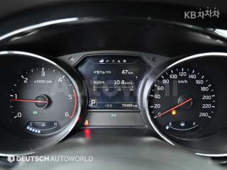 2017 KIA  CARNIVAL SEDONA 9 SEATS 2.2 DIESEL NOBLESSE - 8