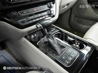 2017 KIA  CARNIVAL SEDONA 9 SEATS 2.2 DIESEL NOBLESSE - 9