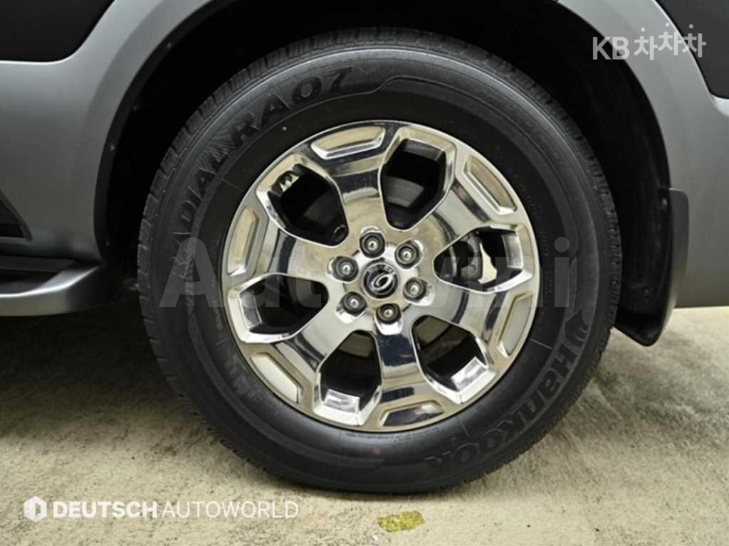 KNAKN814DHA159954 2017 KIA  MOHAVE BORREGO 4WD PRESIDENT 7 SEATS-4