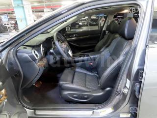 1N4AA6AP5HC456432 2017 NISSAN MAXIMA 3.5 플라티늄-5