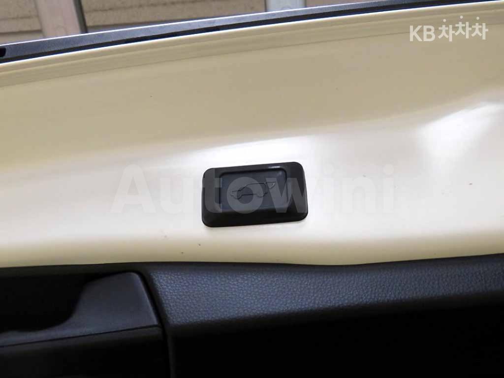 2021 TOYOTA RAV4 2.5 HYBRID 2WD BASIC - 17