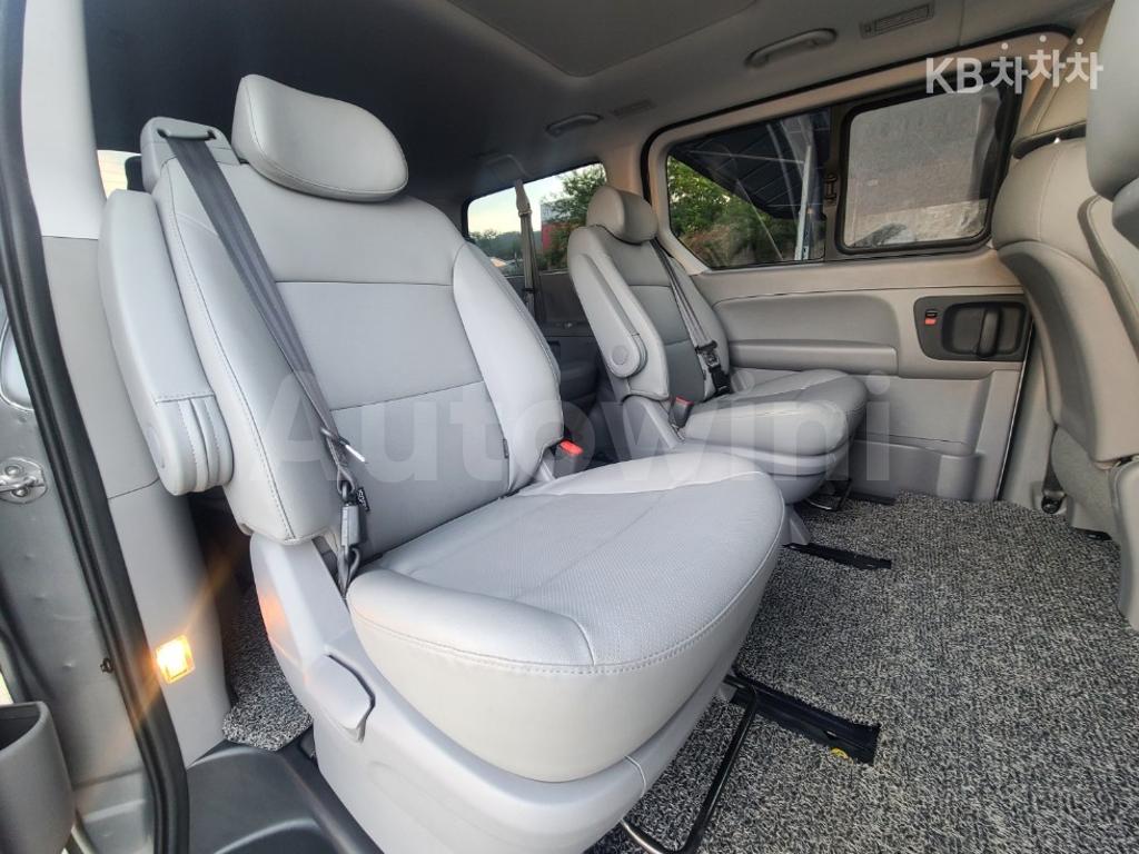 2021 HYUNDAI  GRAND STAREX URBAN 9 SEATS PREMIUM SPECIAL - 13