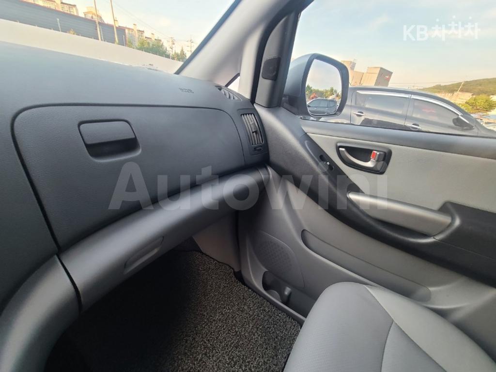 2021 HYUNDAI  GRAND STAREX URBAN 9 SEATS PREMIUM SPECIAL - 26