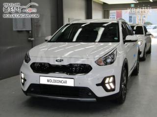 KNACC81CGLA330869 2020 KIA  NIRO 1.6 PHEV NOBLESSE-0